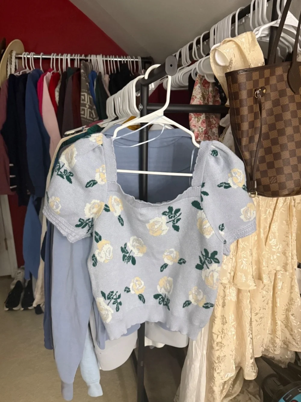 Light blue floral blouse Size M - Picture 4 of 5